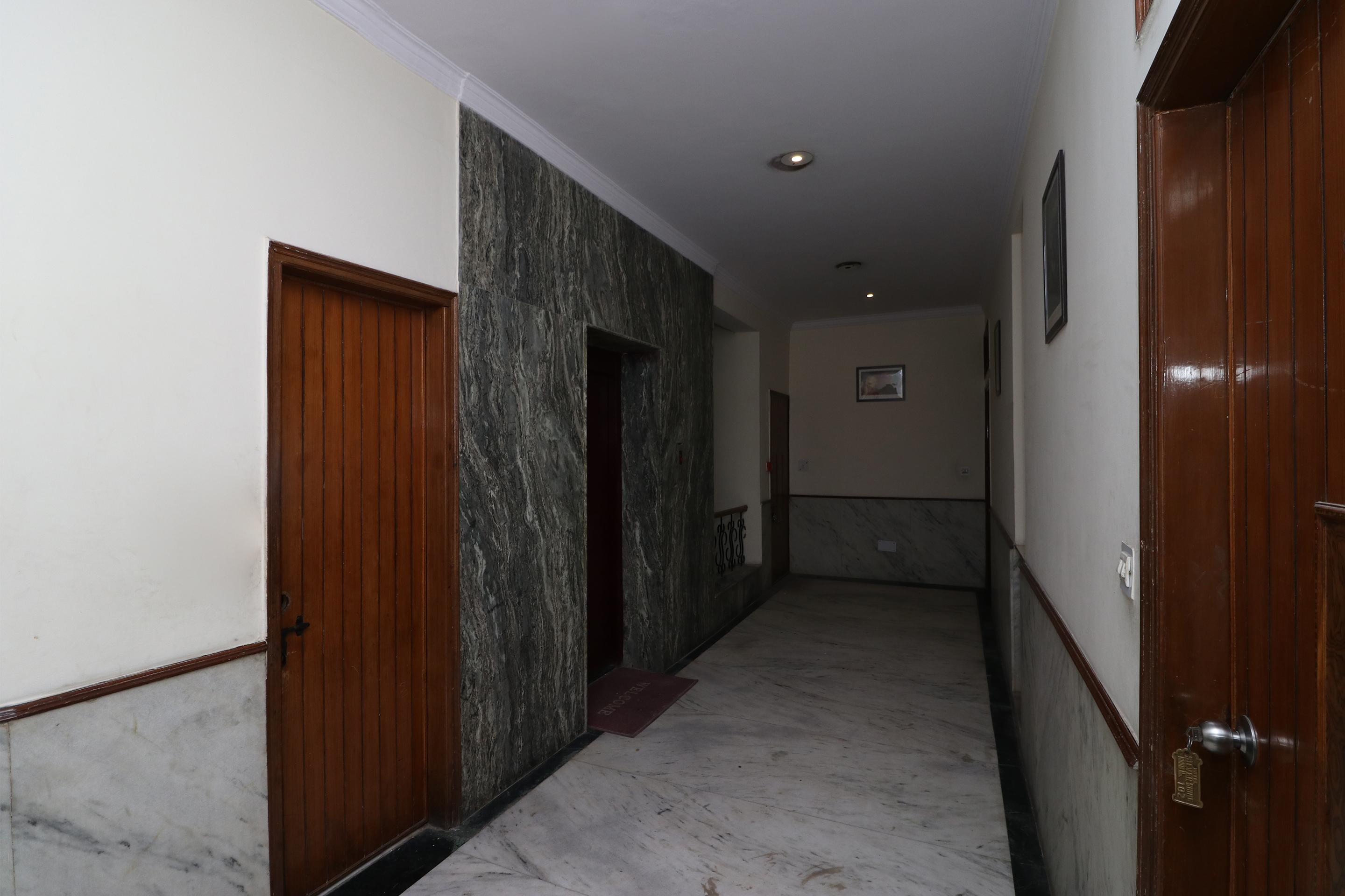 Adb Rooms Hotel Silver Shine Nova Deli Exterior foto